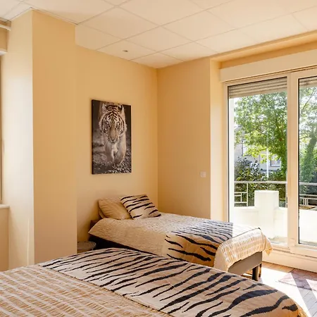 La D 'emma, 10-15 Pers *